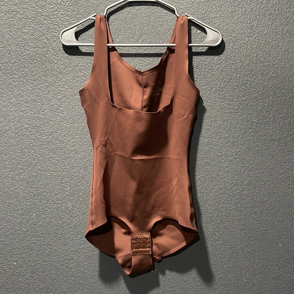 2 shape wear pieces